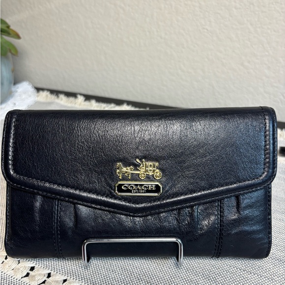 Coach Madison Black Leather Wallet - Picture 3 of 7